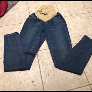 Jessica Simpson size medium maternity skinny jean